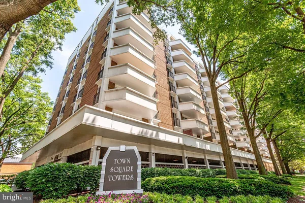 $595,000 | 700 7th Street Southwest, Unit 526, Washington, DC 20024
