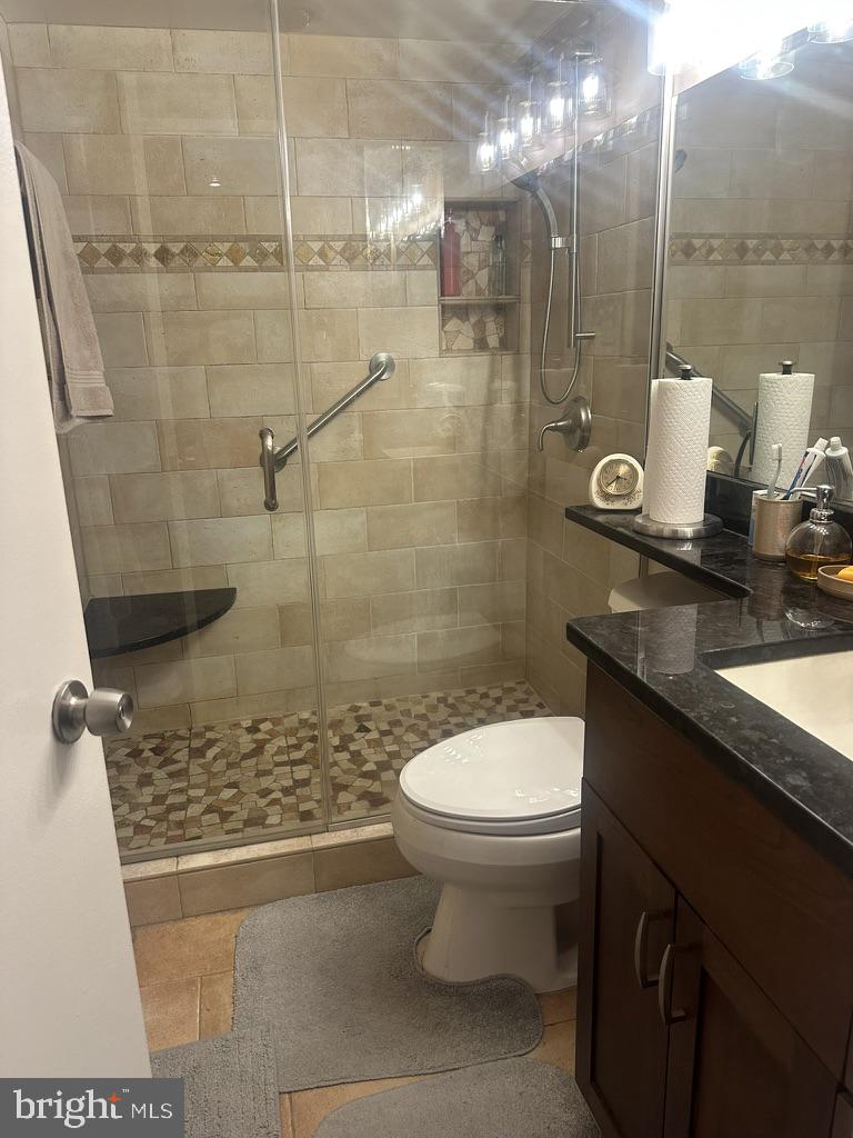 700 7th Street Southwest, Unit 526 Washington, DC 20024 - Photo 21 of 53 Modern bathroom with elegant tiles.
