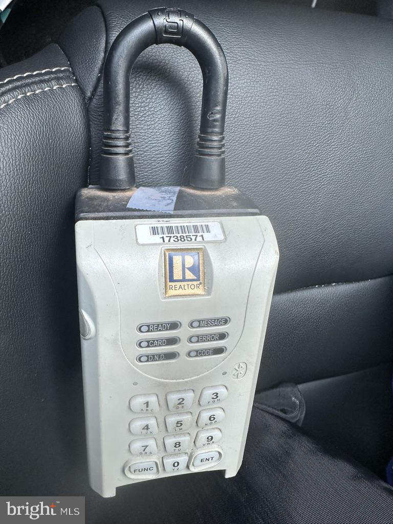 700 7th Street Southwest, Unit 526 Washington, DC 20024 - Photo 32 of 53 Realtor's secure key lockbox.