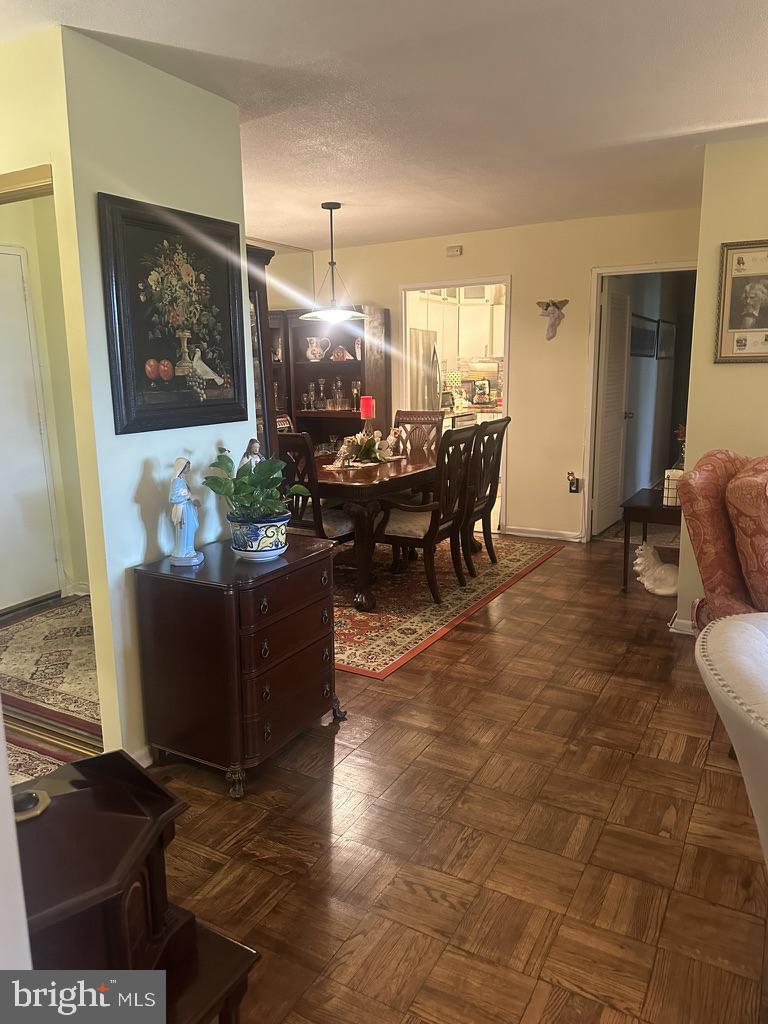 700 7th Street Southwest, Unit 526 Washington, DC 20024 - Photo 7 of 53 Inviting space with classic charm.