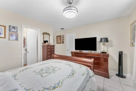 $289,000 | 5713 Northwest 84th Terrace, Tamarac, FL 33321
