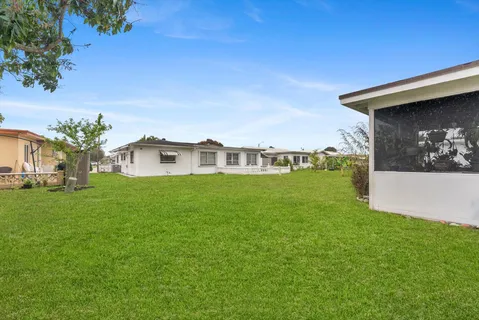 $289,000 | 5713 Northwest 84th Terrace, Tamarac, FL 33321