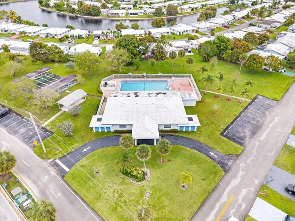$289,000 | 5713 Northwest 84th Terrace, Tamarac, FL 33321