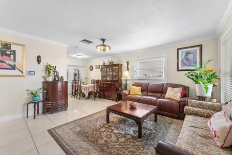 $289,000 | 5713 Northwest 84th Terrace, Tamarac, FL 33321