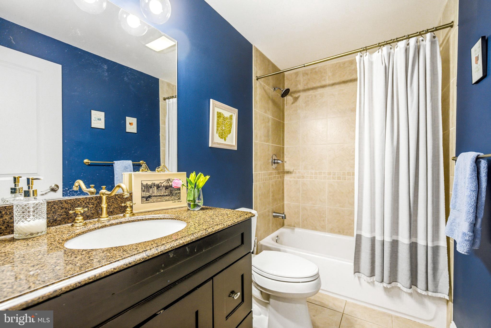 523 South 27th Street Philadelphia, PA 19146 - Photo 16 of 36