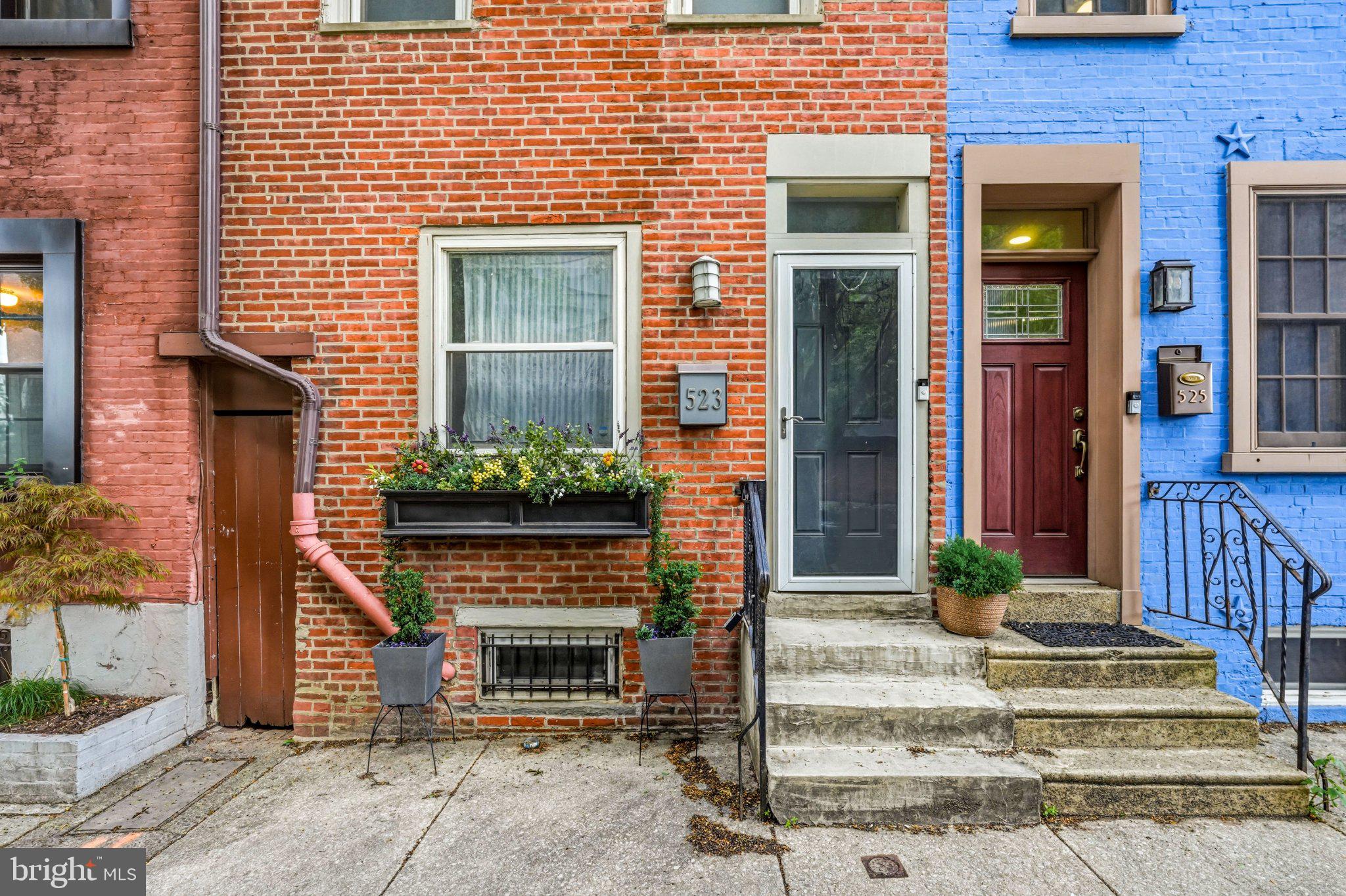 523 South 27th Street Philadelphia, PA 19146 - Photo 2 of 36 Charming brick facades in vibrant hues.
