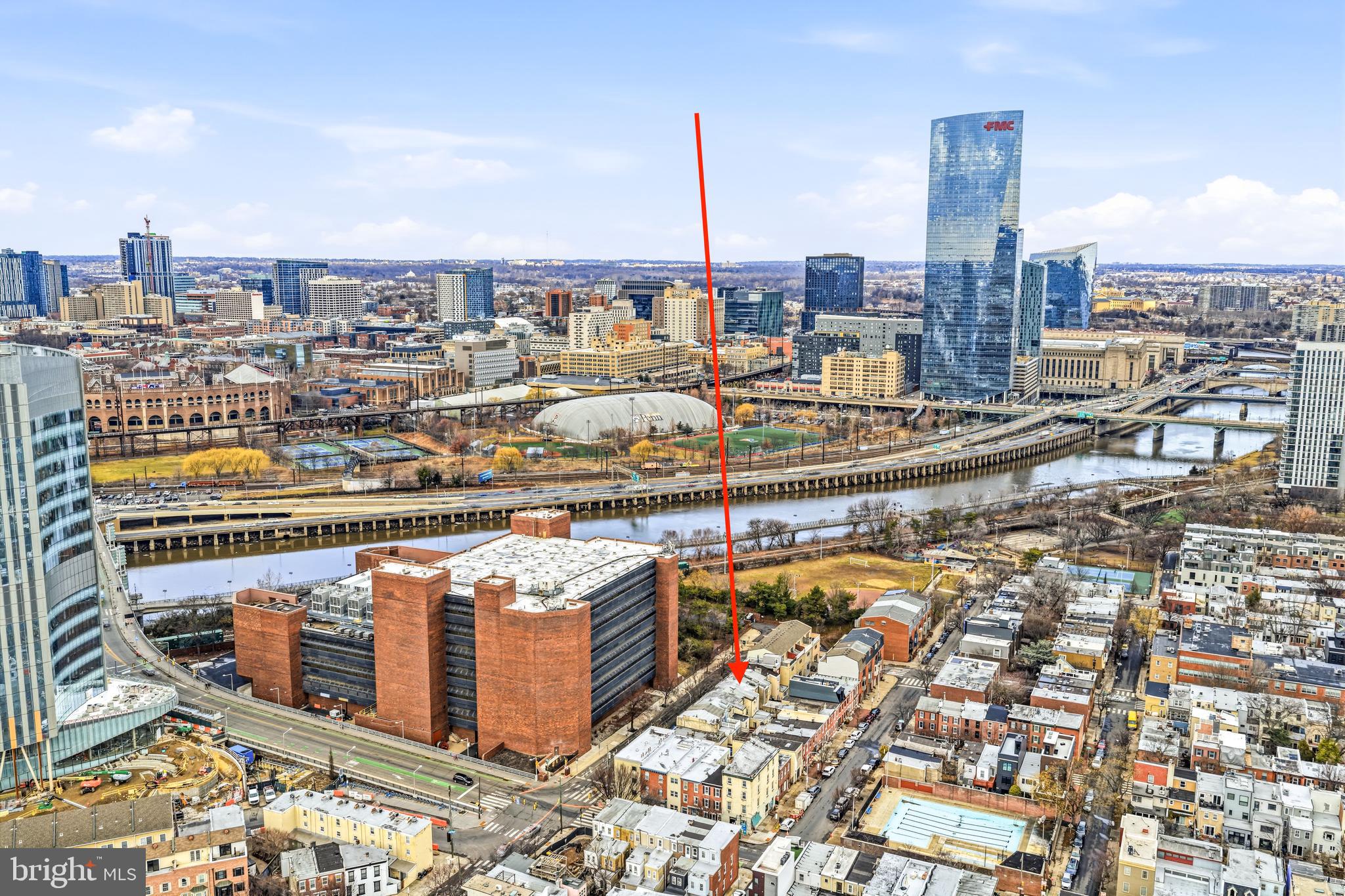523 South 27th Street Philadelphia, PA 19146 - Photo 26 of 34 a city view with lot of high rise buildings