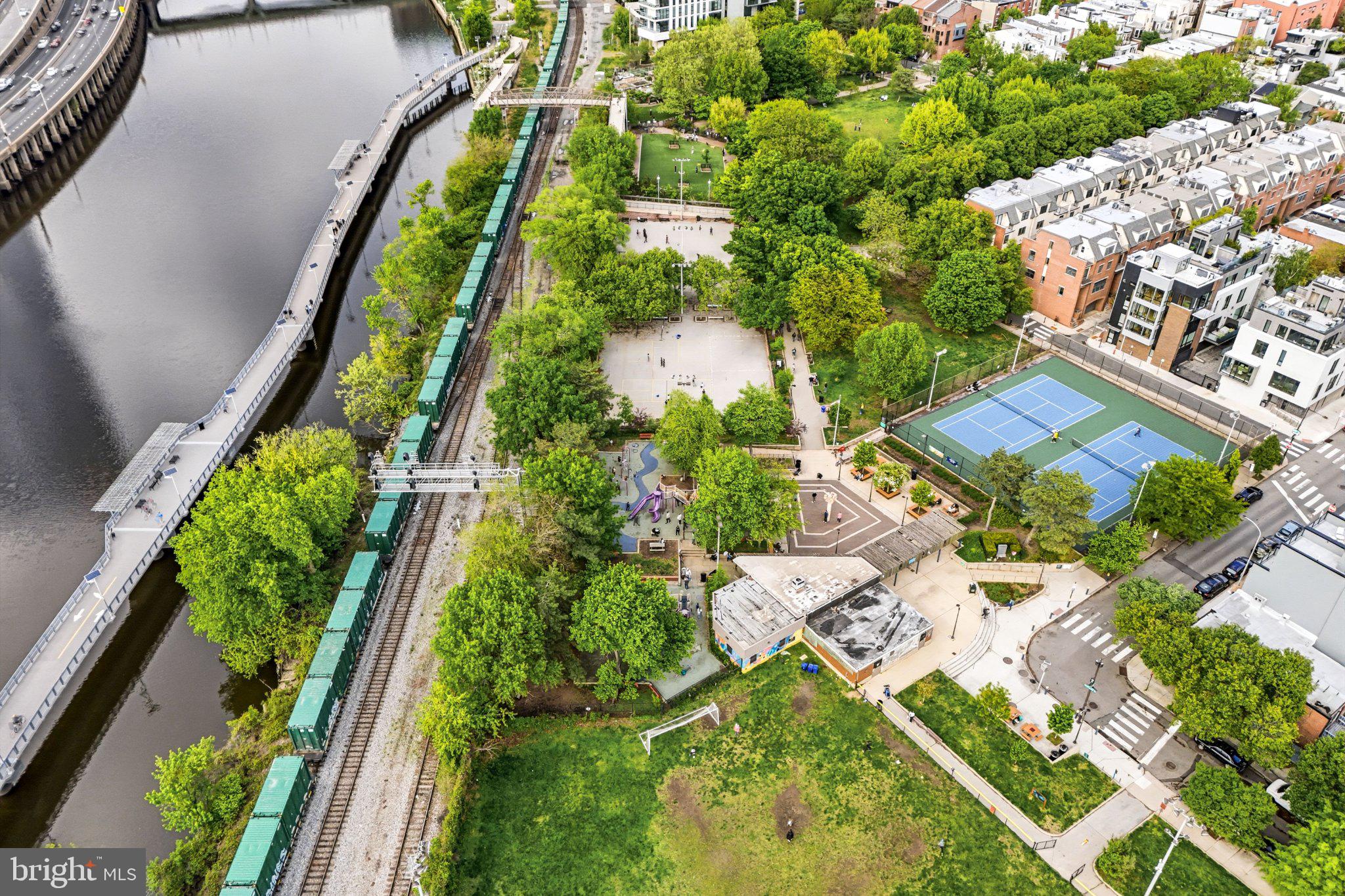 523 South 27th Street Philadelphia, PA 19146 - Photo 31 of 36 Urban oasis by the riverbank.