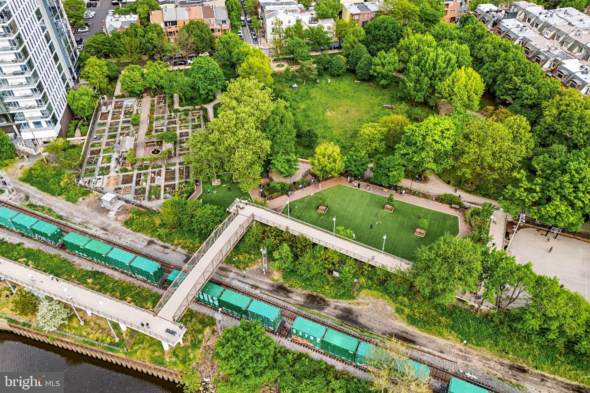 523 South 27th Street Philadelphia, PA 19146 - Photo 32 of 36 Urban Oasis: Green Spaces Unite