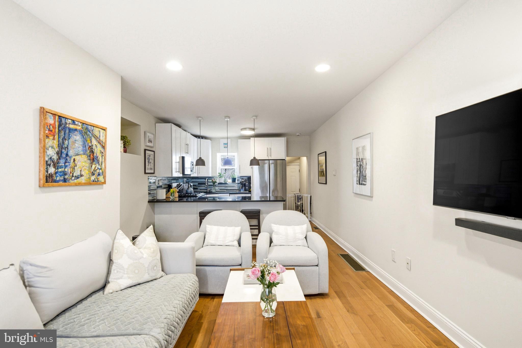 523 South 27th Street Philadelphia, PA 19146 - Photo 8 of 57