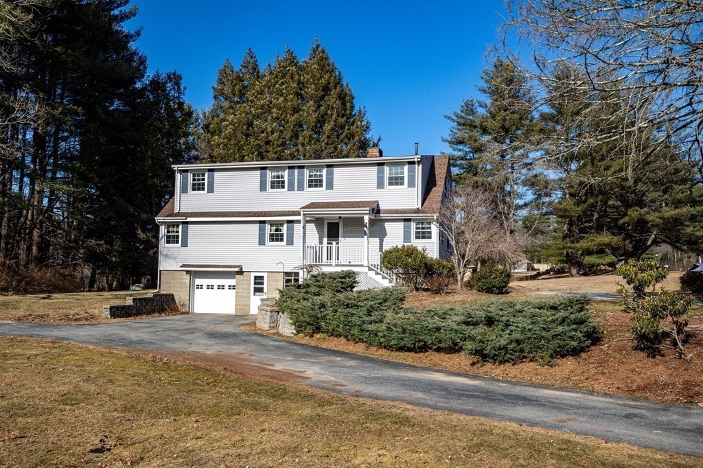 83 Sutton Road Webster, MA 01570 - Photo 1 of 41