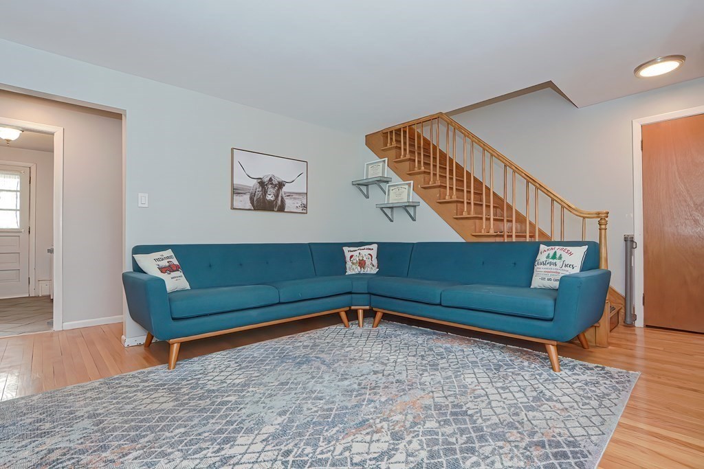 83 Sutton Road Webster, MA 01570 - Photo 12 of 41