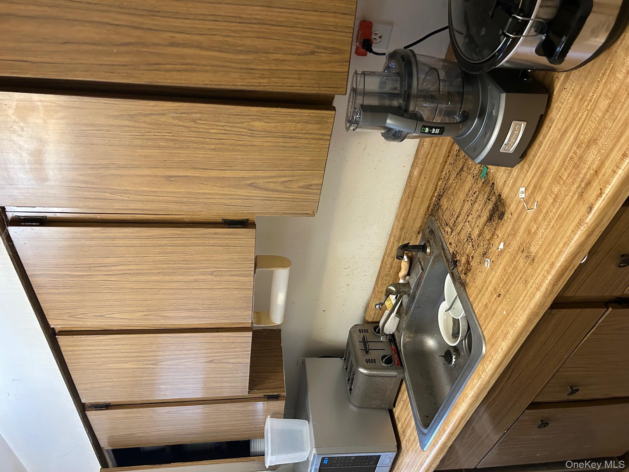 112 Union Road, Unit D1 Spring Valley, NY 10977 - Photo 5 of 11