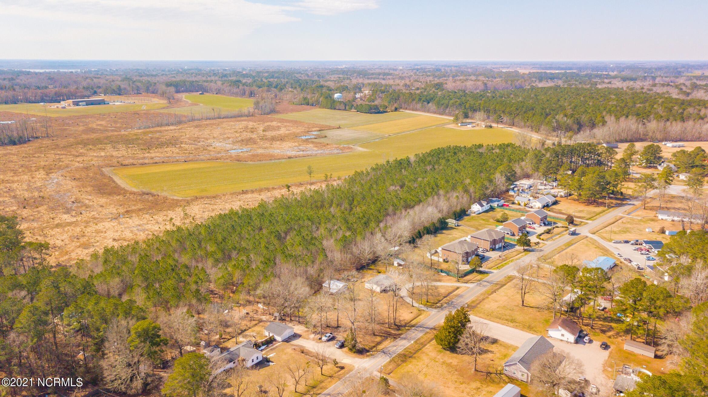 623 Slatestone Road Washington, NC 27889 - Photo 4 of 7 003