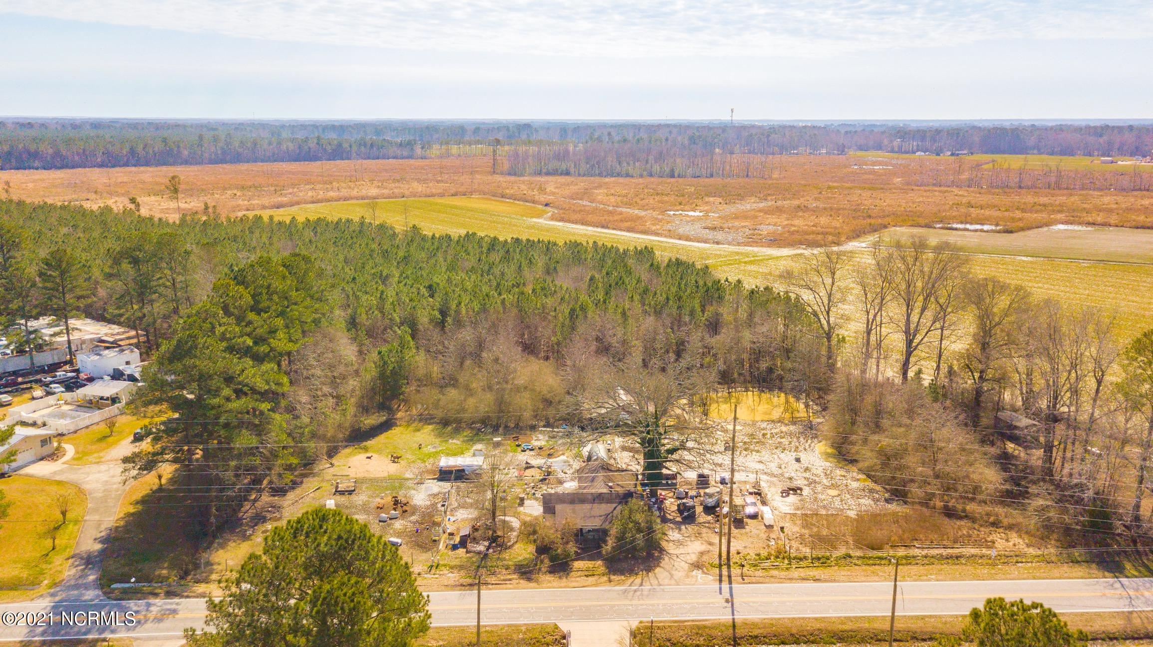623 Slatestone Road Washington, NC 27889 - Photo 5 of 7 004