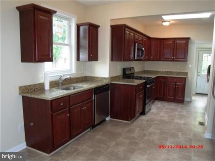 135 Rancocas Avenue Riverside, NJ 08075 - Photo 7 of 18 Kitchen