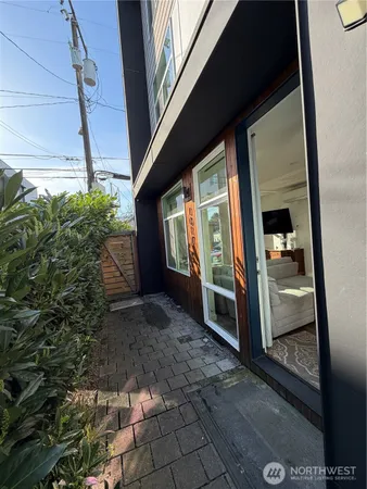 $1,080,000 | 1017 Northeast 55th Street, Seattle, WA 98105