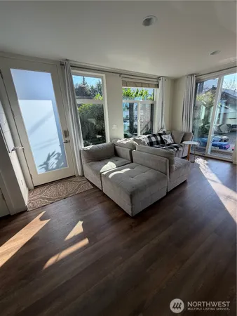 $1,080,000 | 1017 Northeast 55th Street, Seattle, WA 98105