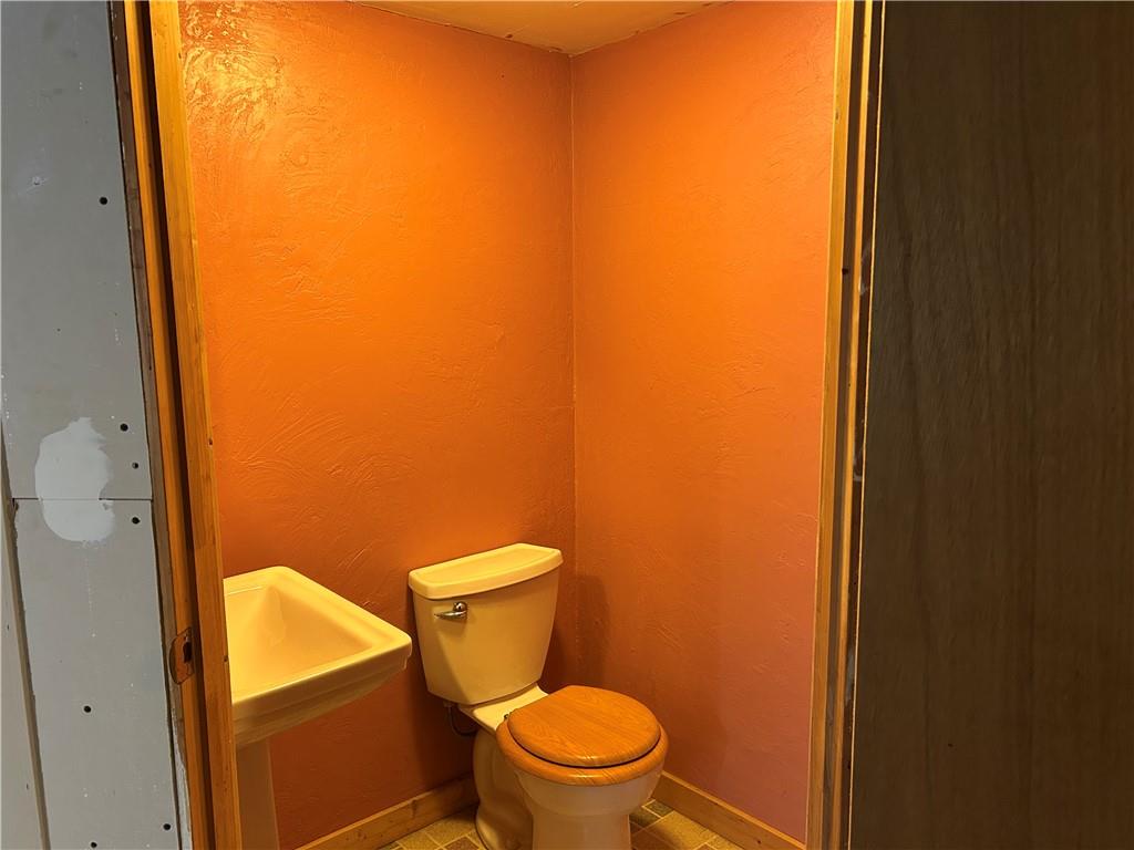 1675 Raspberry Road Clymer, PA 15728 - Photo 26 of 36