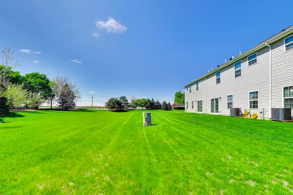 $325,000 | 3373 Helene Rieder Drive, Montgomery, IL 60538