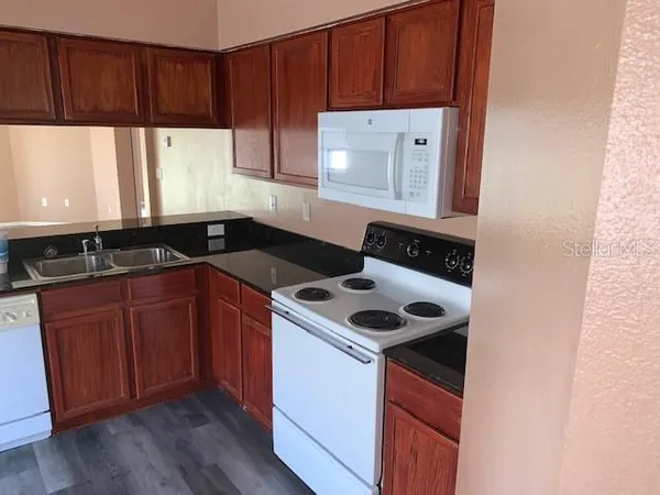 $1,895 | 11752 Lynmoor Drive, Riverview, FL 33579