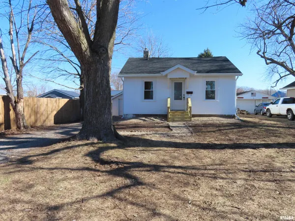 $92,000 | 1975 Baird Avenue, Galesburg, IL 61401