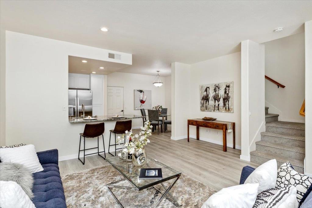 1524 Cir Ranch Way, Unit 61 Oceanside, CA 92057 - Photo 5 of 31