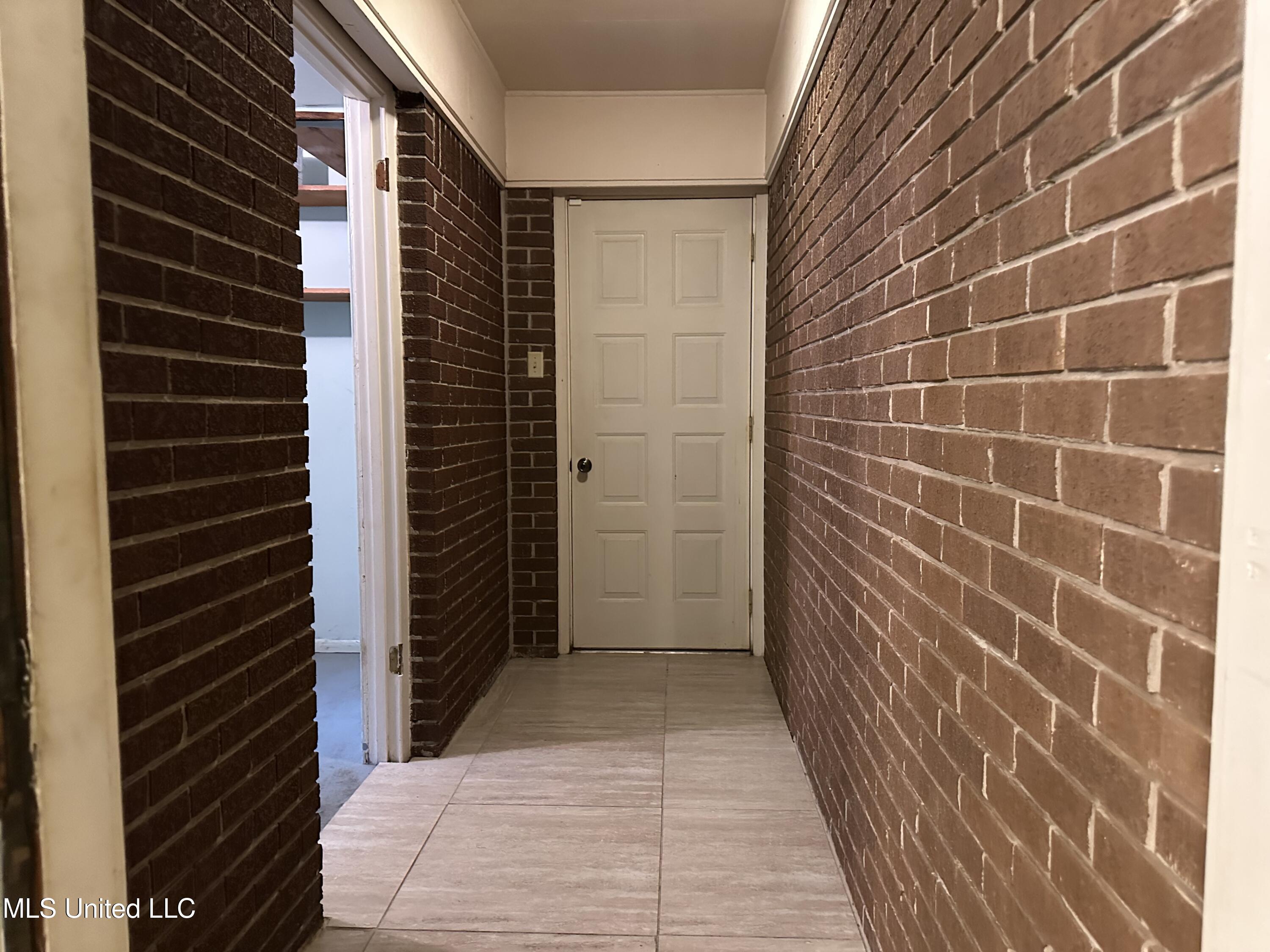 107 Beverly Drive Ocean Springs, MS 39564 - Photo 11 of 24 IMG_6249