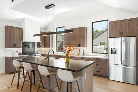 $1,399,000 | 6324 North 10th Drive, Phoenix, AZ 85013