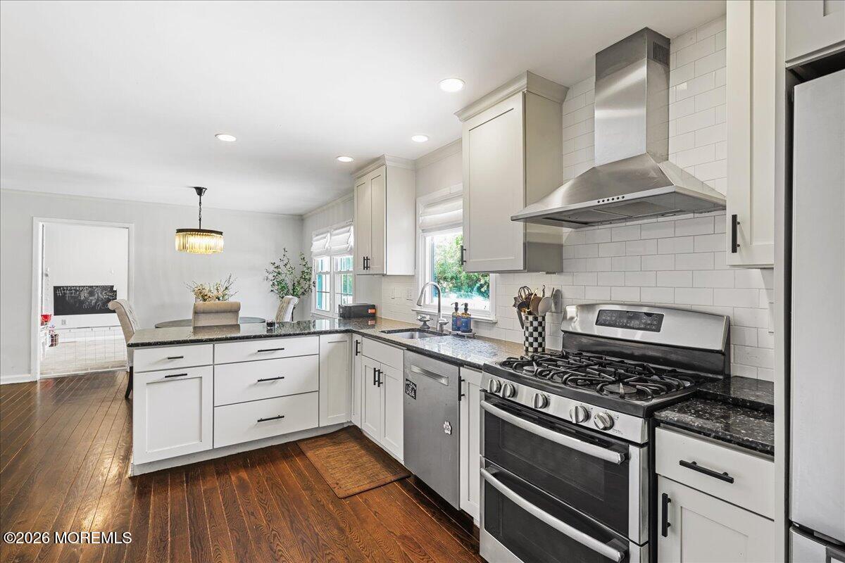 16 Newcastle Road Freehold, NJ 07728 - Photo 16 of 32 18-Kitchen