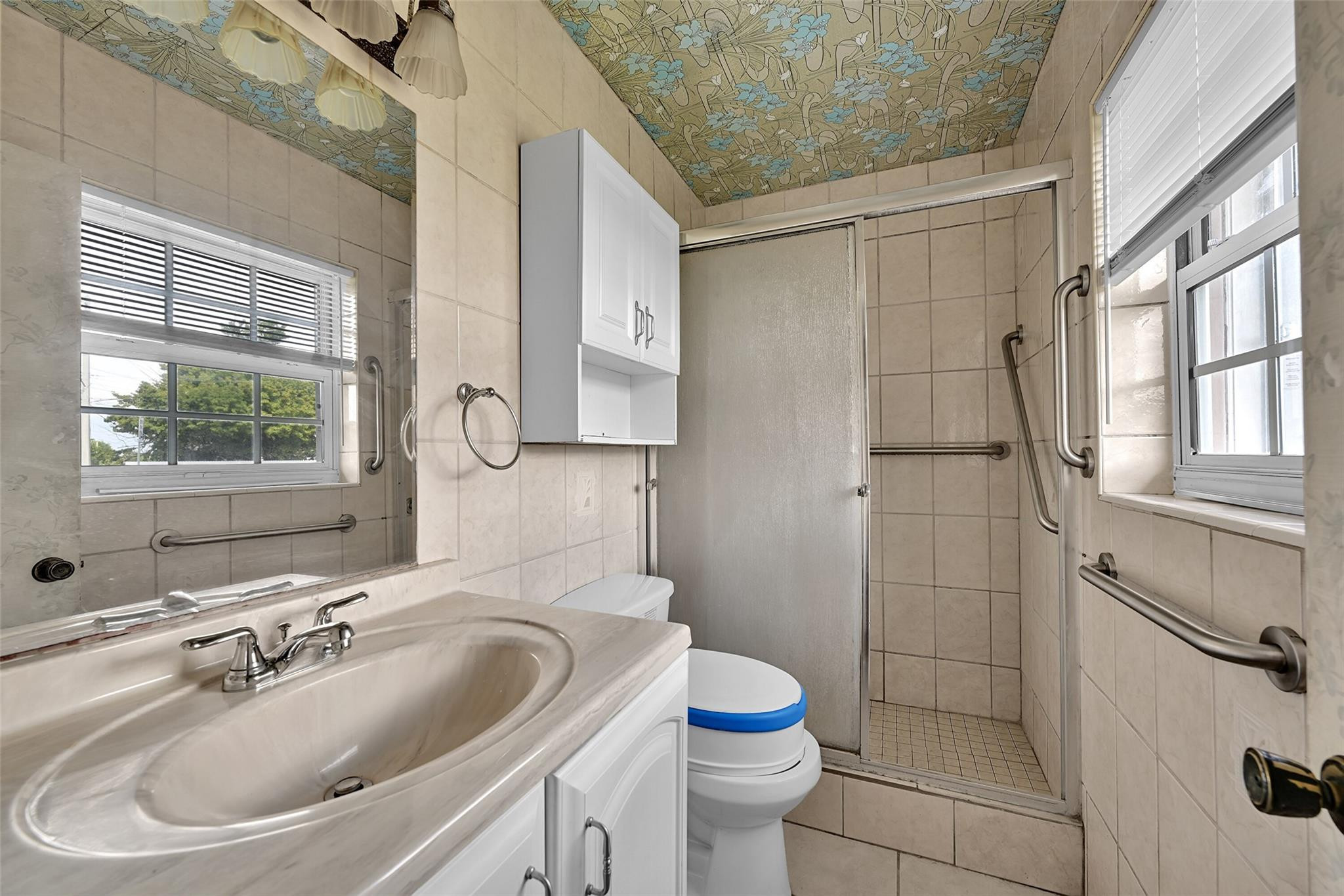 13615 Southwest 72nd Terrace Miami, FL 33183 - Photo 14 of 27 a bathroom with a sink a toilet and shower