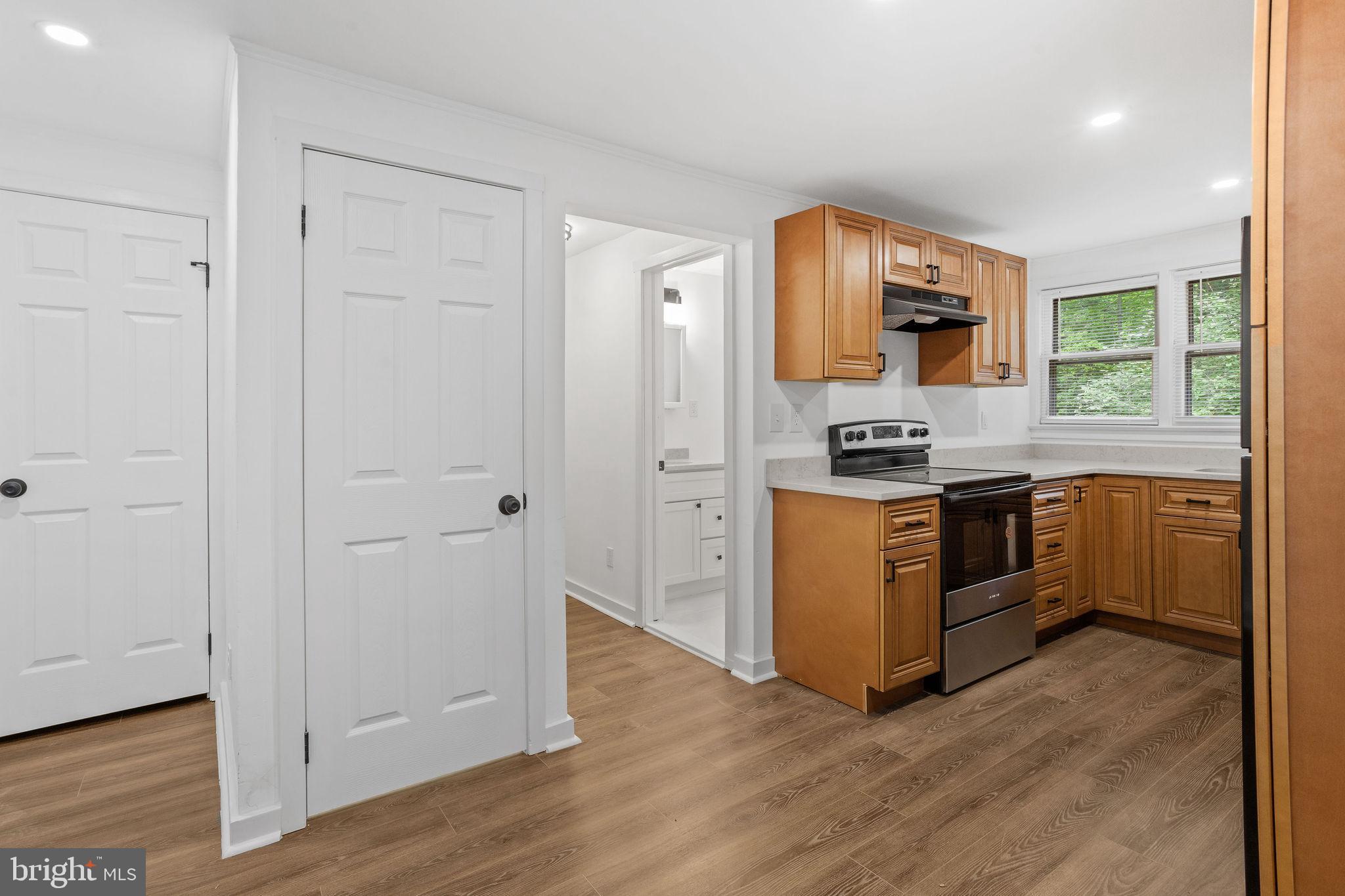 636 Raritan Avenue Atco, NJ 08004 - Photo 11 of 32 Gallery Image 11