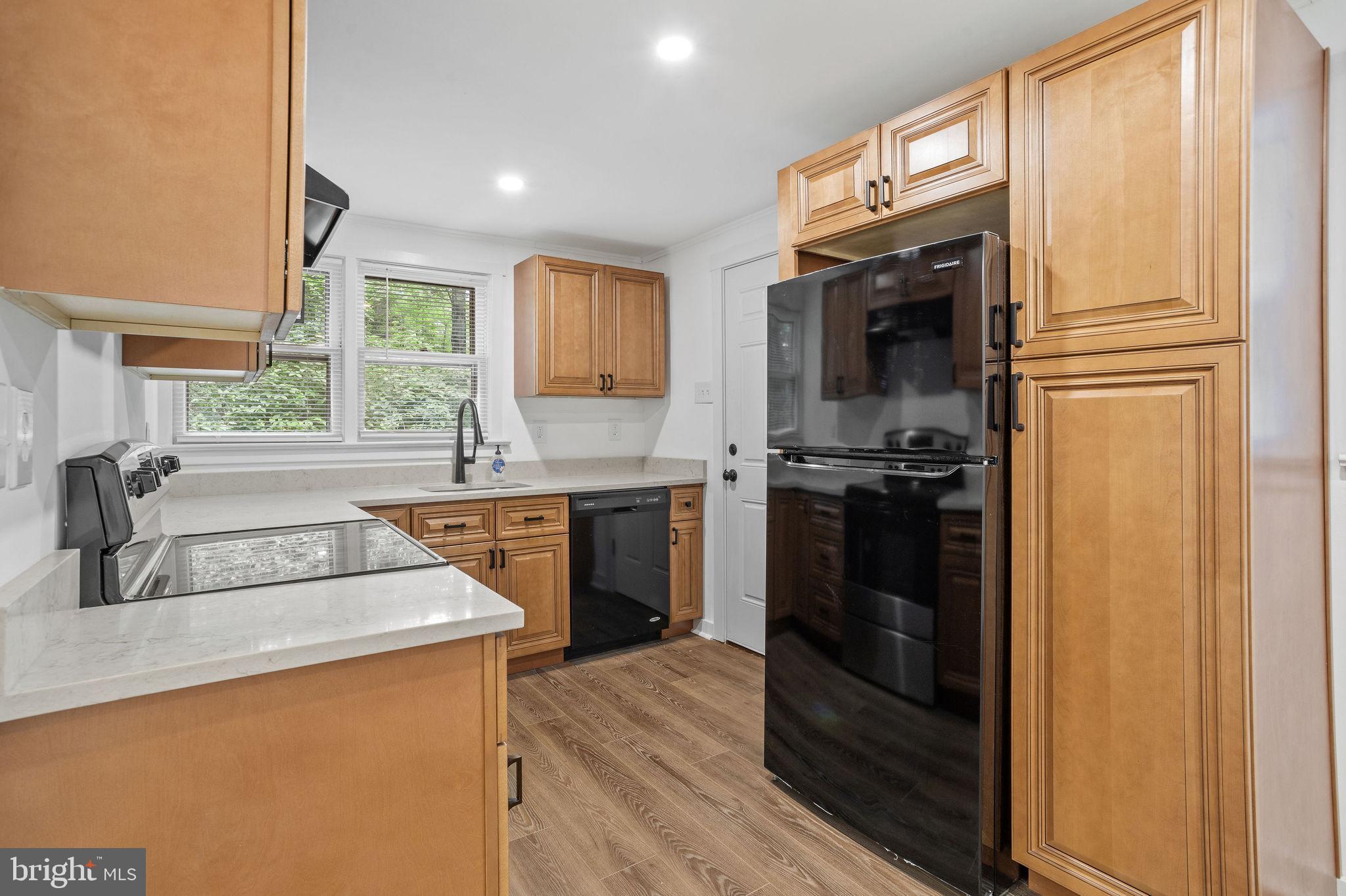 636 Raritan Avenue Atco, NJ 08004 - Photo 13 of 32 Gallery Image 13
