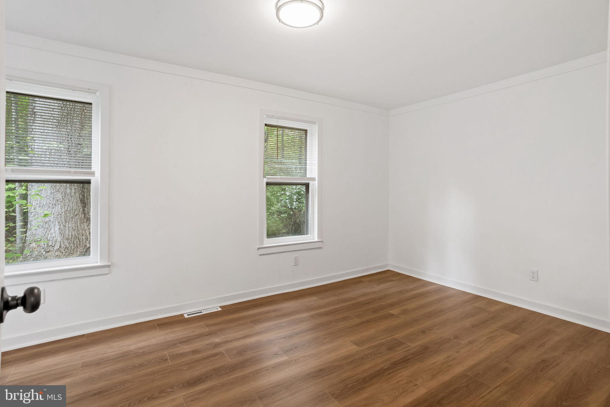 636 Raritan Avenue Atco, NJ 08004 - Photo 16 of 32 Gallery Image 16