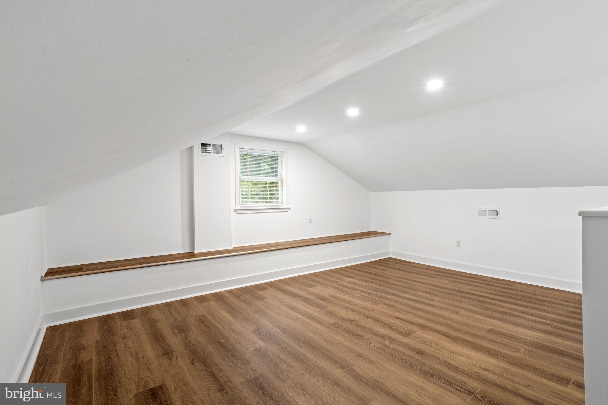 636 Raritan Avenue Atco, NJ 08004 - Photo 23 of 32 Gallery Image 23