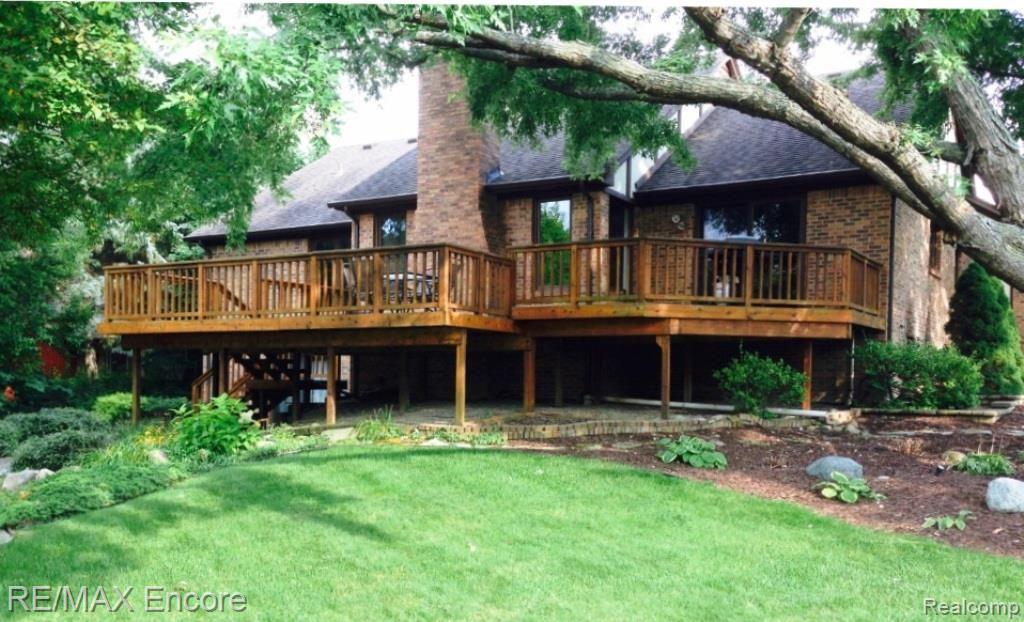 315 Rose Brier Drive Rochester Hills, MI 48309 - Photo 3 of 68