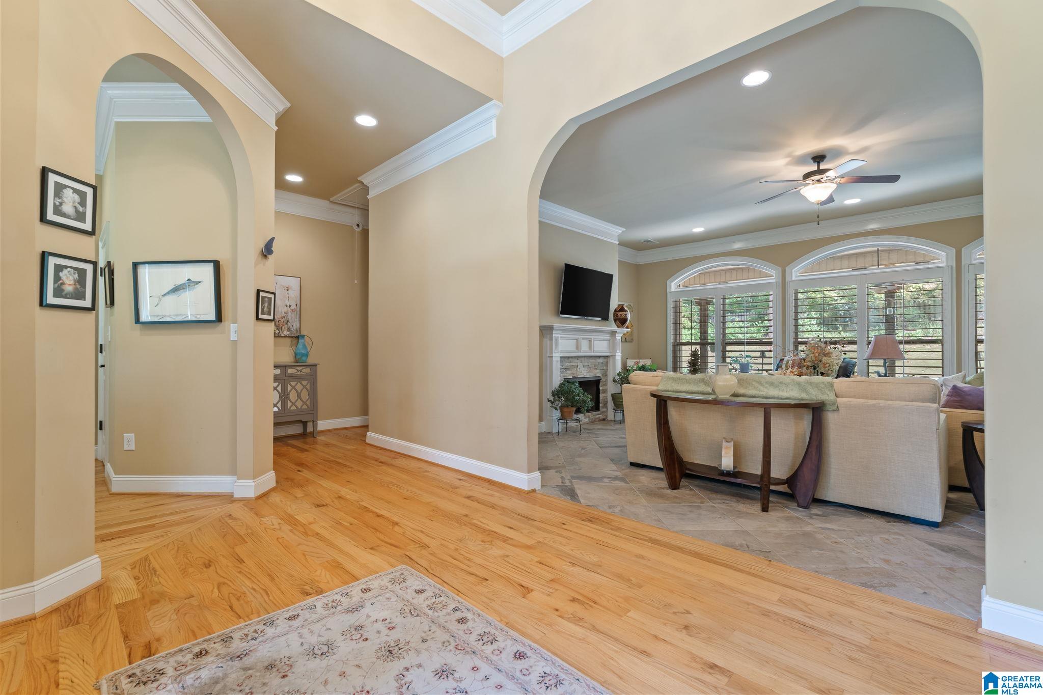 1020 Stagg Run Trail Pelham, AL 35124 - Photo 5 of 43