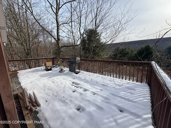 a view of outdoor space
