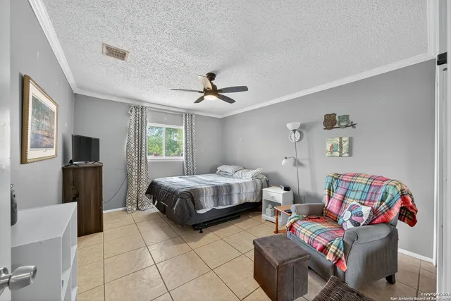 $1,650 | 6606 Courtyard, San Antonio, TX 78239