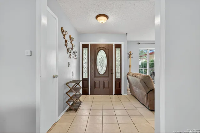 $1,650 | 6606 Courtyard, San Antonio, TX 78239