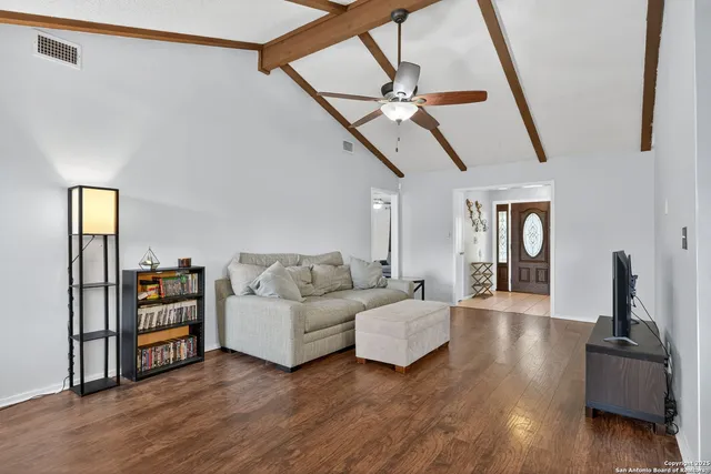 $1,650 | 6606 Courtyard, San Antonio, TX 78239