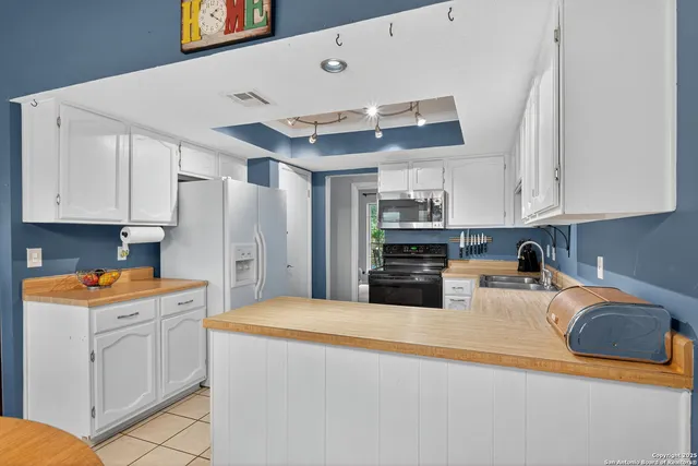 $1,650 | 6606 Courtyard, San Antonio, TX 78239