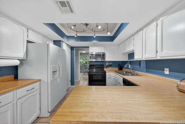 $1,650 | 6606 Courtyard, San Antonio, TX 78239