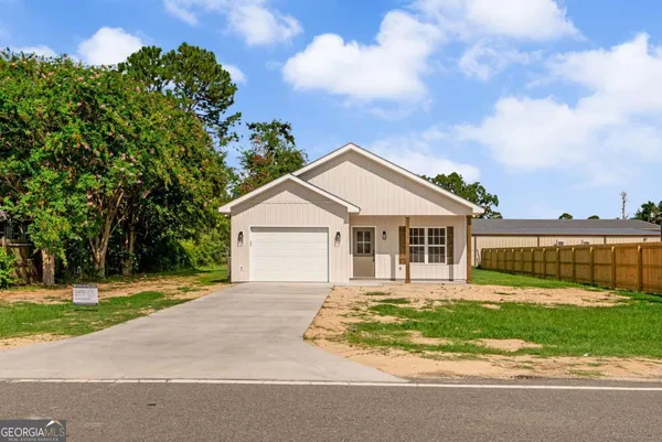 $214,000 | 260 Central Street, Baxley, GA 31513