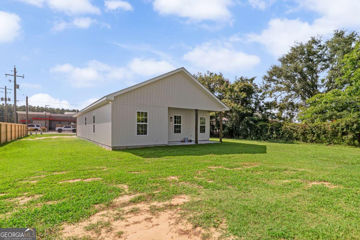 260 Central Street Baxley, GA 31513 - Photo 4 of 25