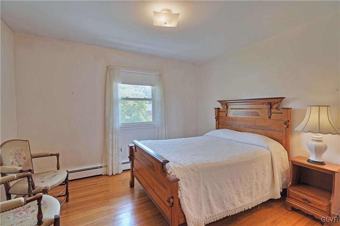 1966 Pinehurst Road Bethlehem, PA 18018 - Photo 17 of 26 Gallery Image 17