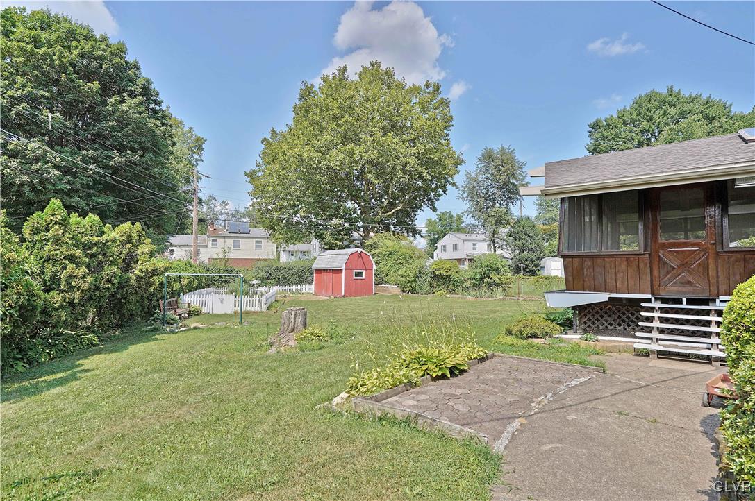1966 Pinehurst Road Bethlehem, PA 18018 - Photo 23 of 26 Gallery Image 23