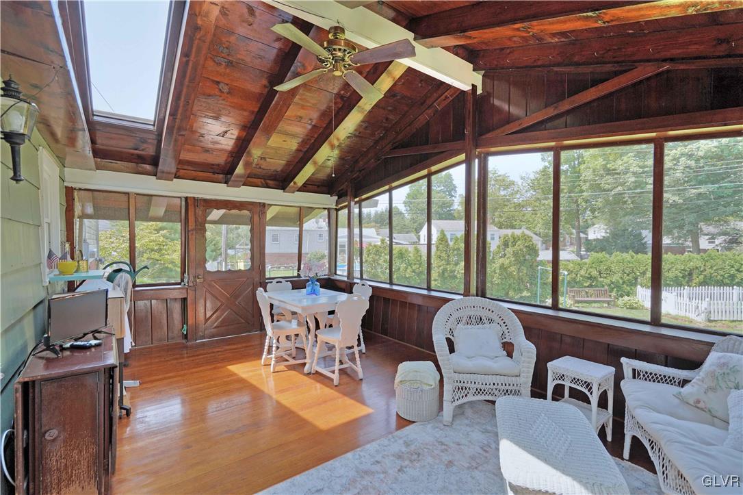 1966 Pinehurst Road Bethlehem, PA 18018 - Photo 4 of 26 Gallery Image 4