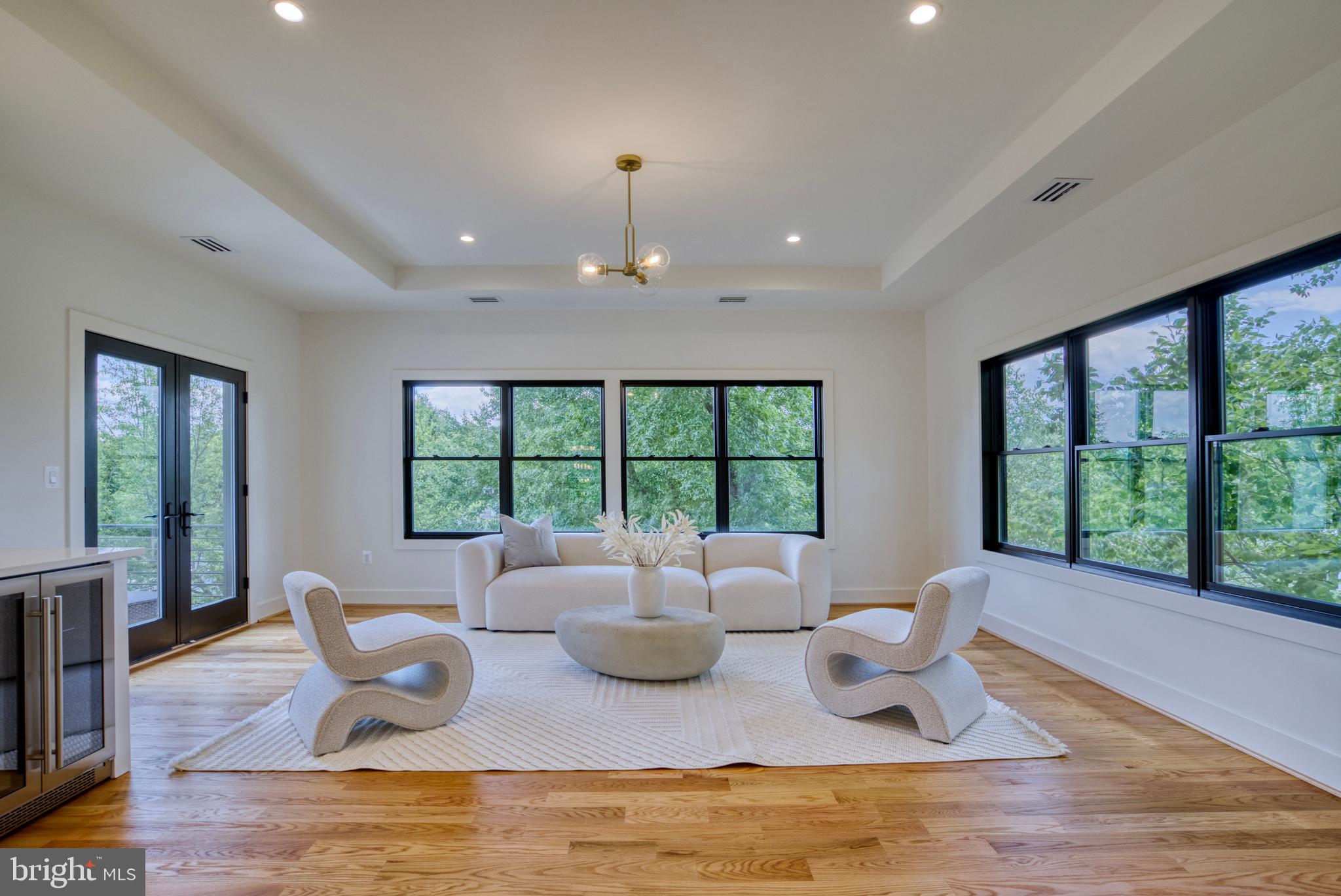 1828 Opalocka Drive McLean, VA 22101 - Photo 34 of 75 Owners suite with a separate seating area