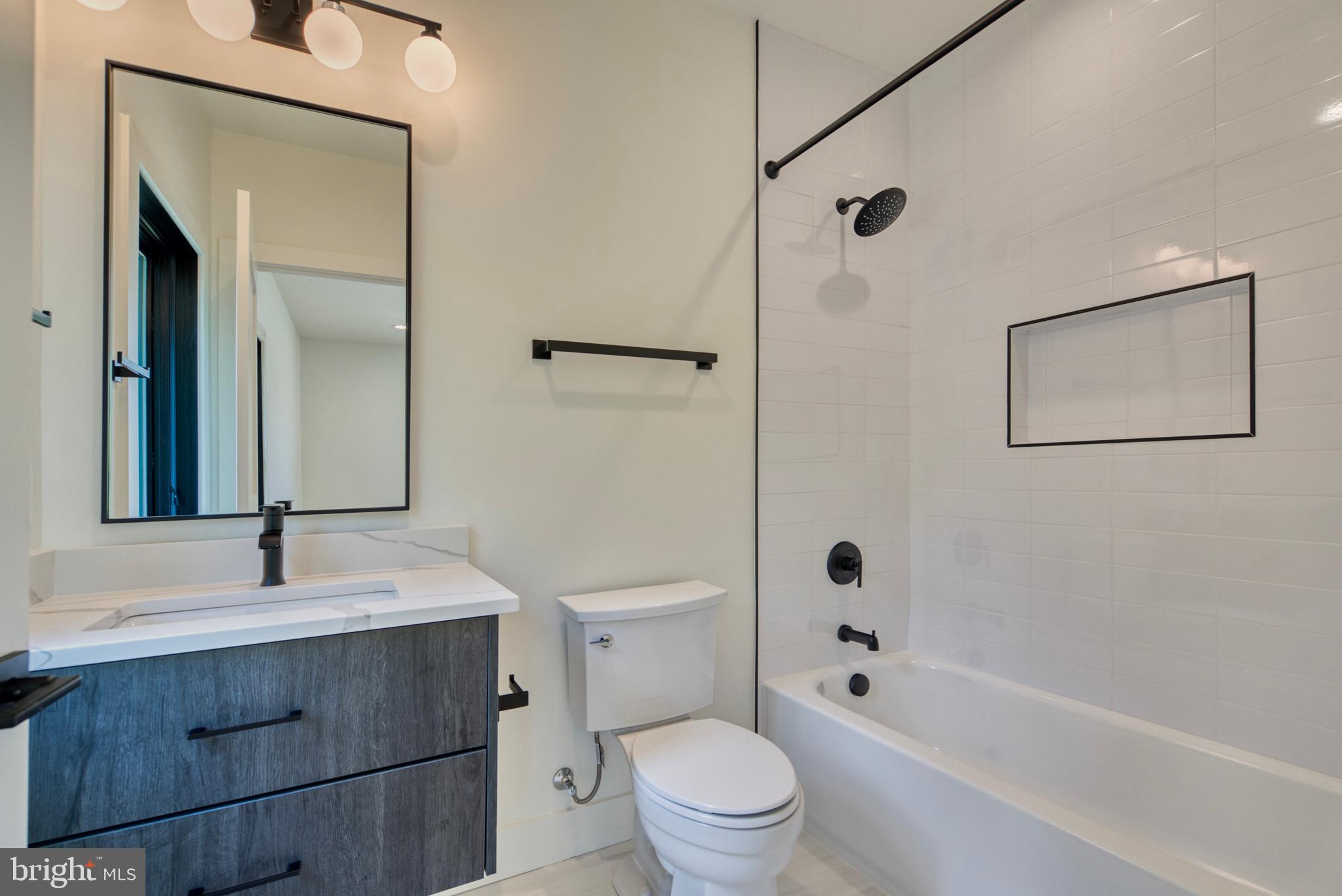 1828 Opalocka Drive McLean, VA 22101 - Photo 49 of 75 en-suite bedroom with full bathroom